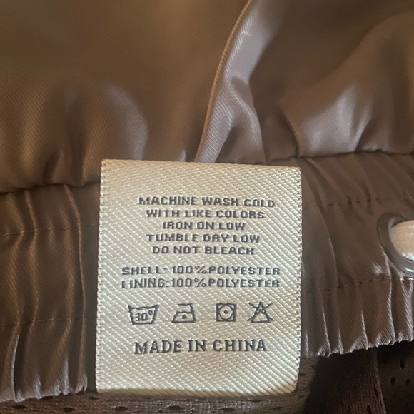 Maison Article is the brand name. Size M Hybrid casual walking or sport shorts. - Picture 5 of 8